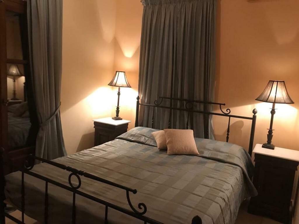 Hotel Xenonas Nikia Yerákion Esterno foto